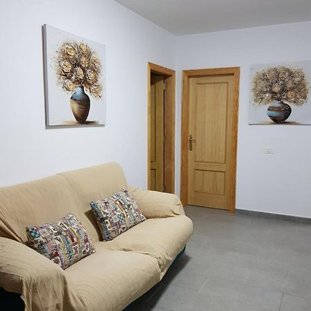 Apartamento Privado En Una Zona Tranquila Y Proxima Al Aeropuerto Tf Norte Y A La Ciudad De San Cristobal De La Laguna . Eksteriør billede