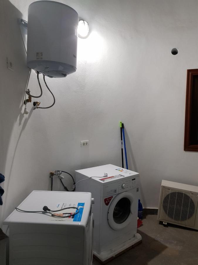 Apartamento Privado En Una Zona Tranquila Y Proxima Al Aeropuerto Tf Norte Y A La Ciudad De San Cristobal De La Laguna . Eksteriør billede