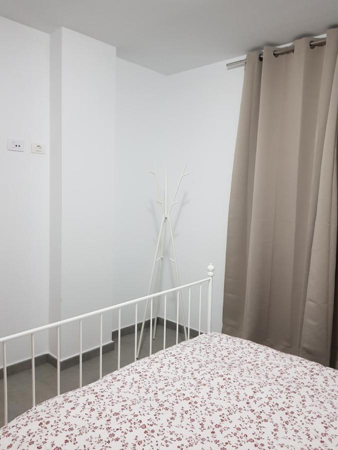 Apartamento Privado En Una Zona Tranquila Y Proxima Al Aeropuerto Tf Norte Y A La Ciudad De San Cristobal De La Laguna . Eksteriør billede